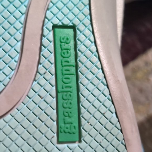 GRASSHOPPERS* linen look mushroom Reveal skimmer flat sneaker shoe sz 8.5 - Picture 14 of 16